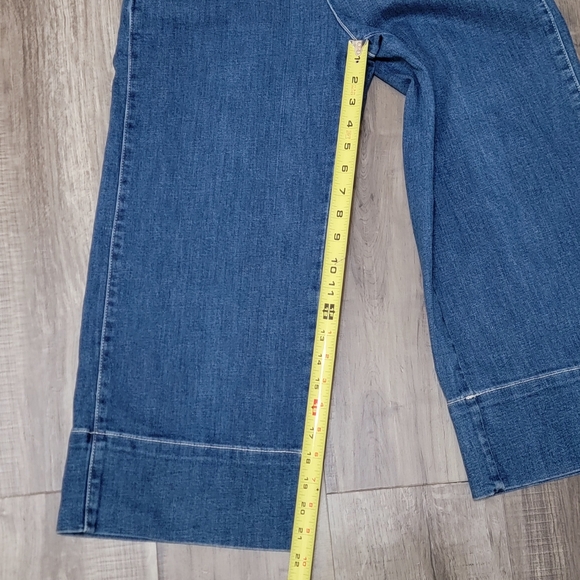 Pilcro and the Letterpress High Rise Wide Leg Cropped Jeans - Picture 5 of 12